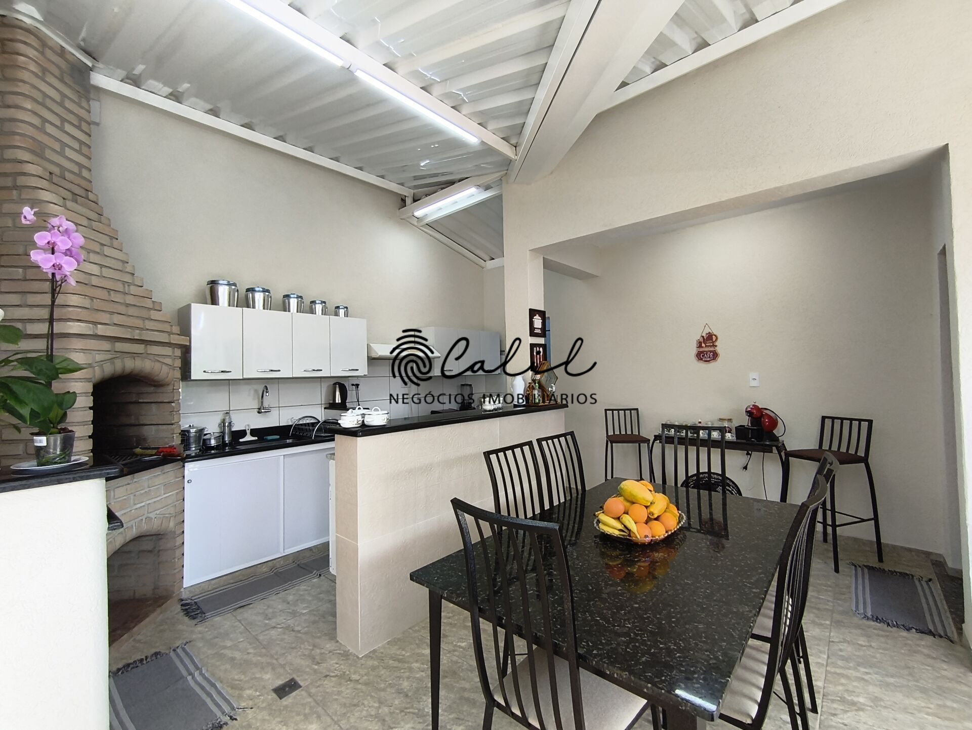 Casa à venda com 3 quartos, 212m² - Foto 25