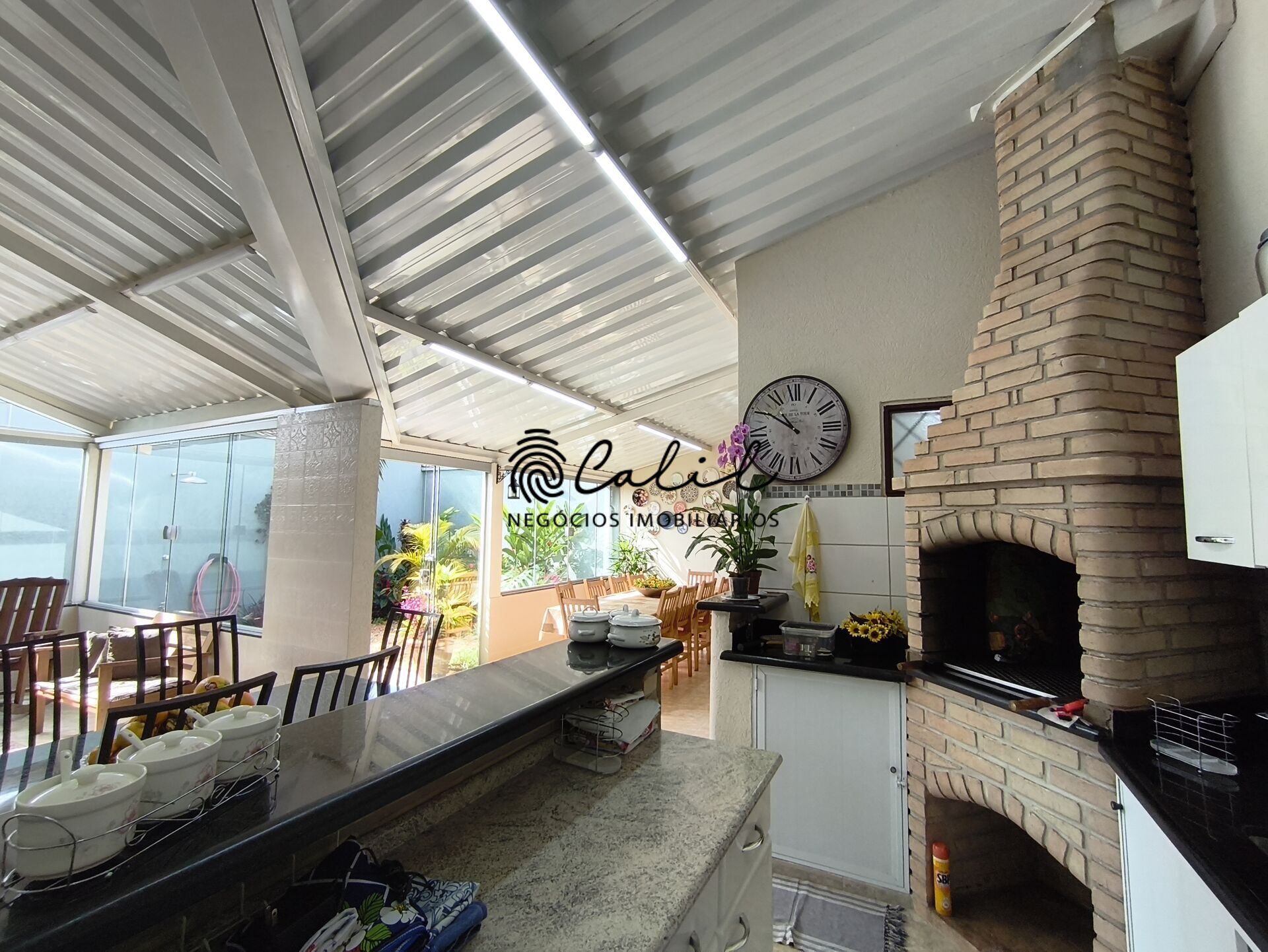 Casa à venda com 3 quartos, 212m² - Foto 36