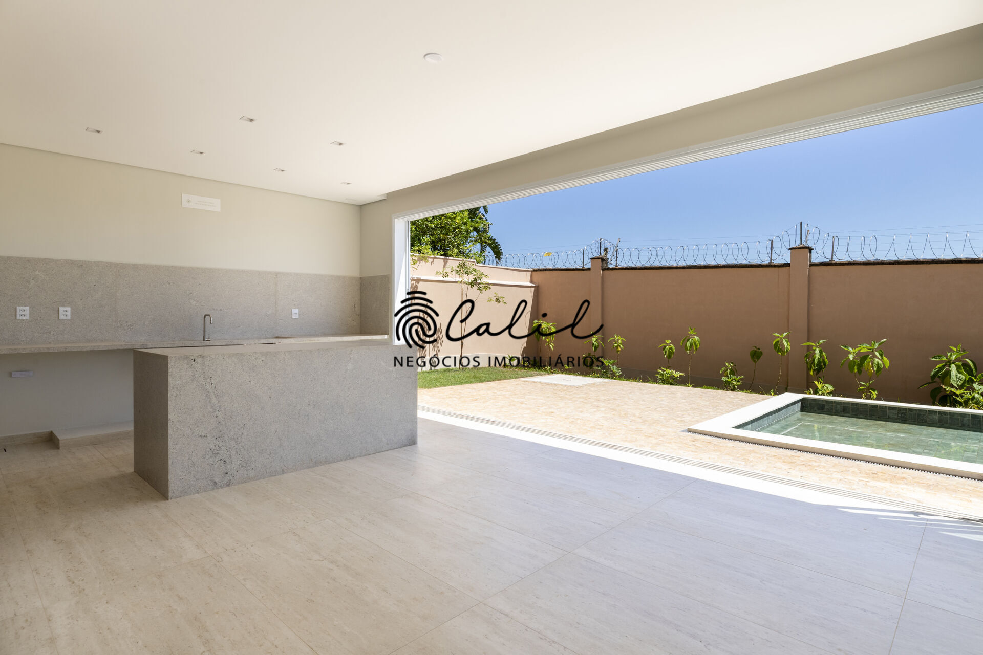 Casa de Condomínio à venda com 3 quartos, 381m² - Foto 10