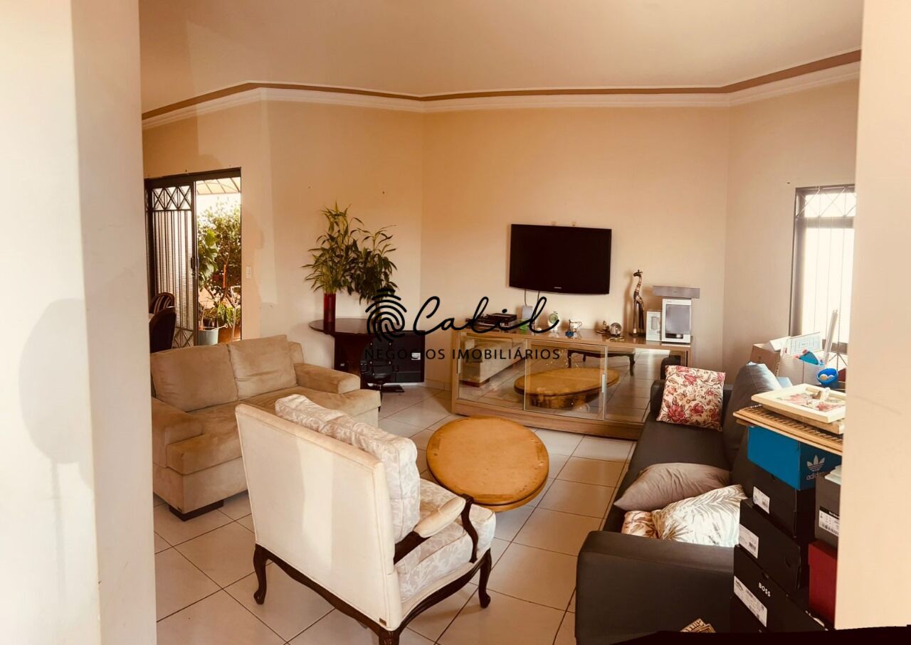 Casa à venda com 3 quartos, 210m² - Foto 6