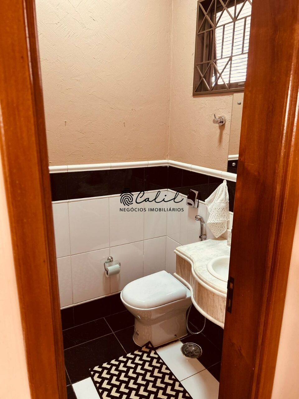 Casa à venda com 3 quartos, 210m² - Foto 9