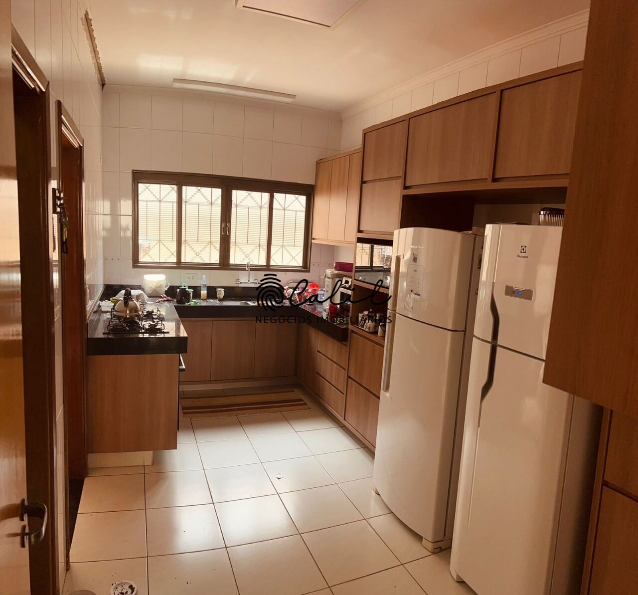 Casa à venda com 3 quartos, 210m² - Foto 10