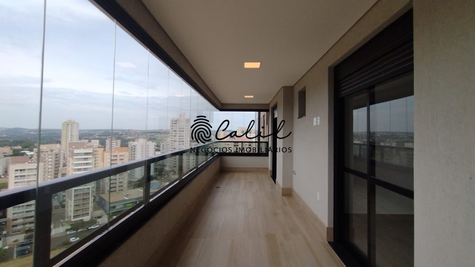 Apartamento, 3 quartos, 143 m² - Foto 4