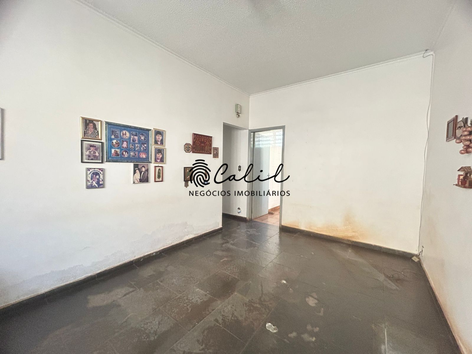 Casa à venda com 3 quartos, 209m² - Foto 3