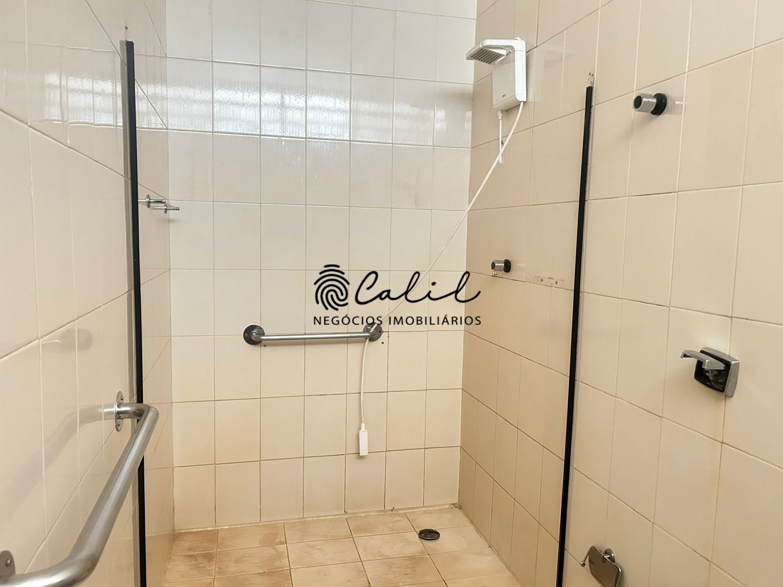 Casa à venda com 3 quartos, 209m² - Foto 7