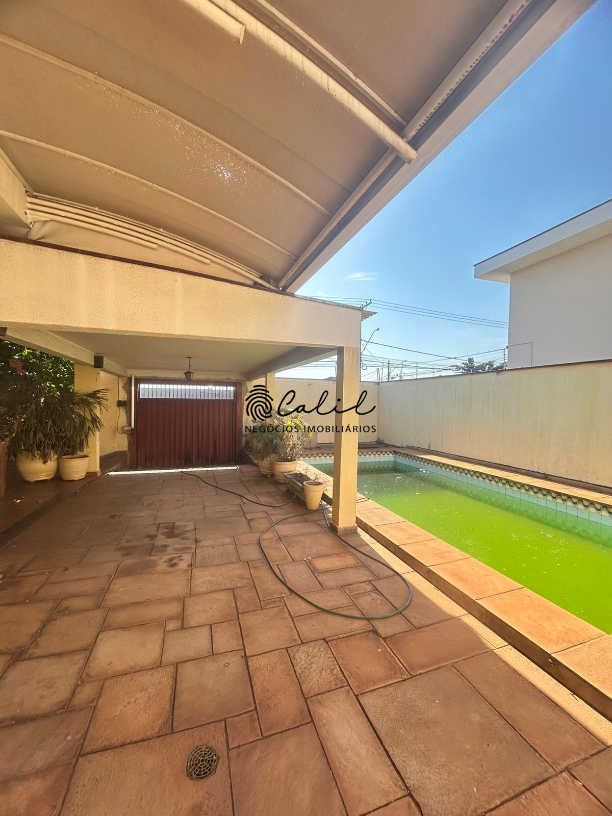 Casa à venda com 3 quartos, 209m² - Foto 11