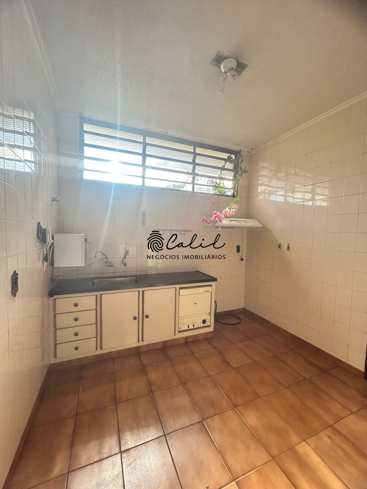 Casa à venda com 3 quartos, 209m² - Foto 14