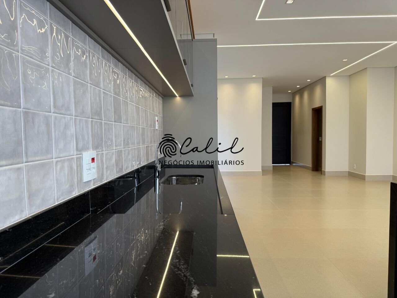 Casa, 3 quartos, 199 m² - Foto 6