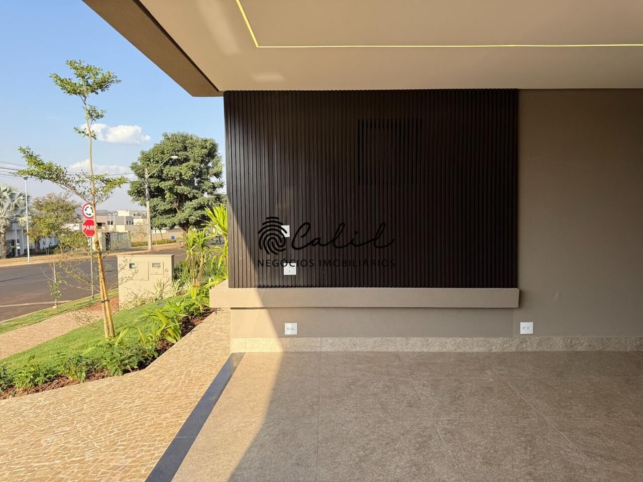 Casa, 3 quartos, 199 m² - Foto 2