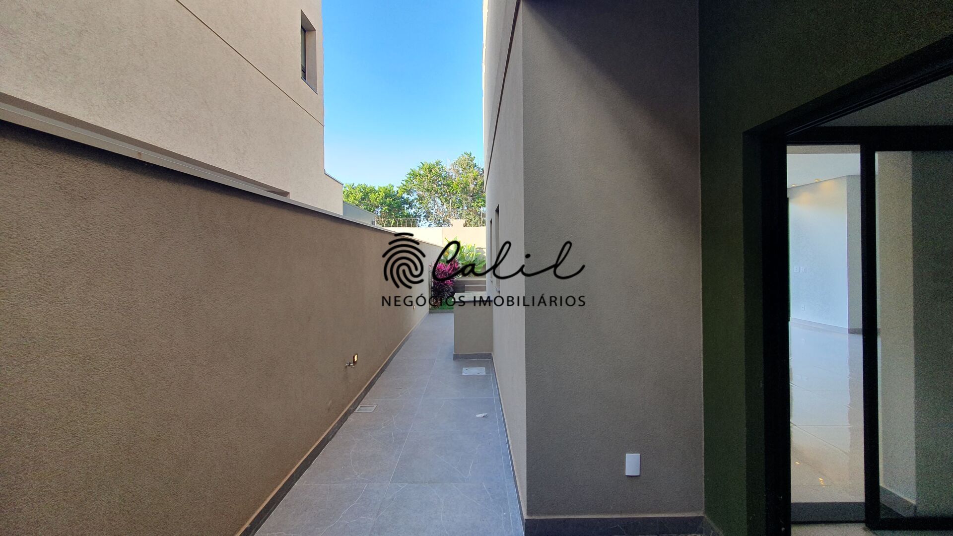 Casa de Condomínio à venda com 3 quartos, 269m² - Foto 11