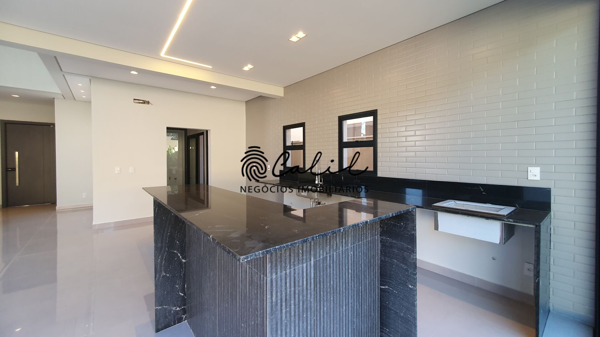 Casa de Condomínio à venda com 3 quartos, 269m² - Foto 8