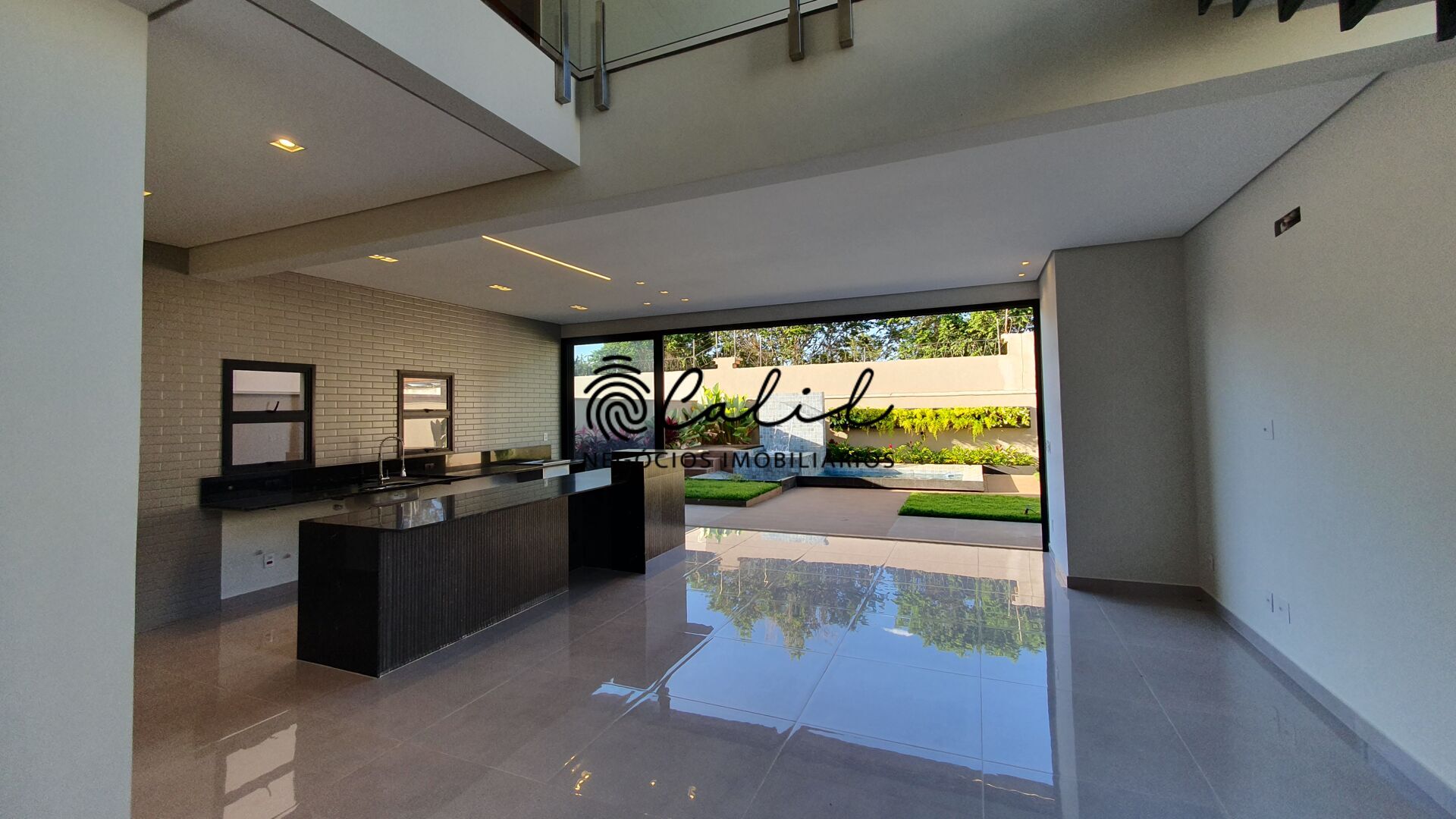Casa de Condomínio à venda com 3 quartos, 269m² - Foto 9
