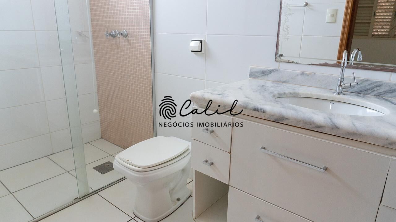 Sobrado à venda com 4 quartos, 413m² - Foto 13