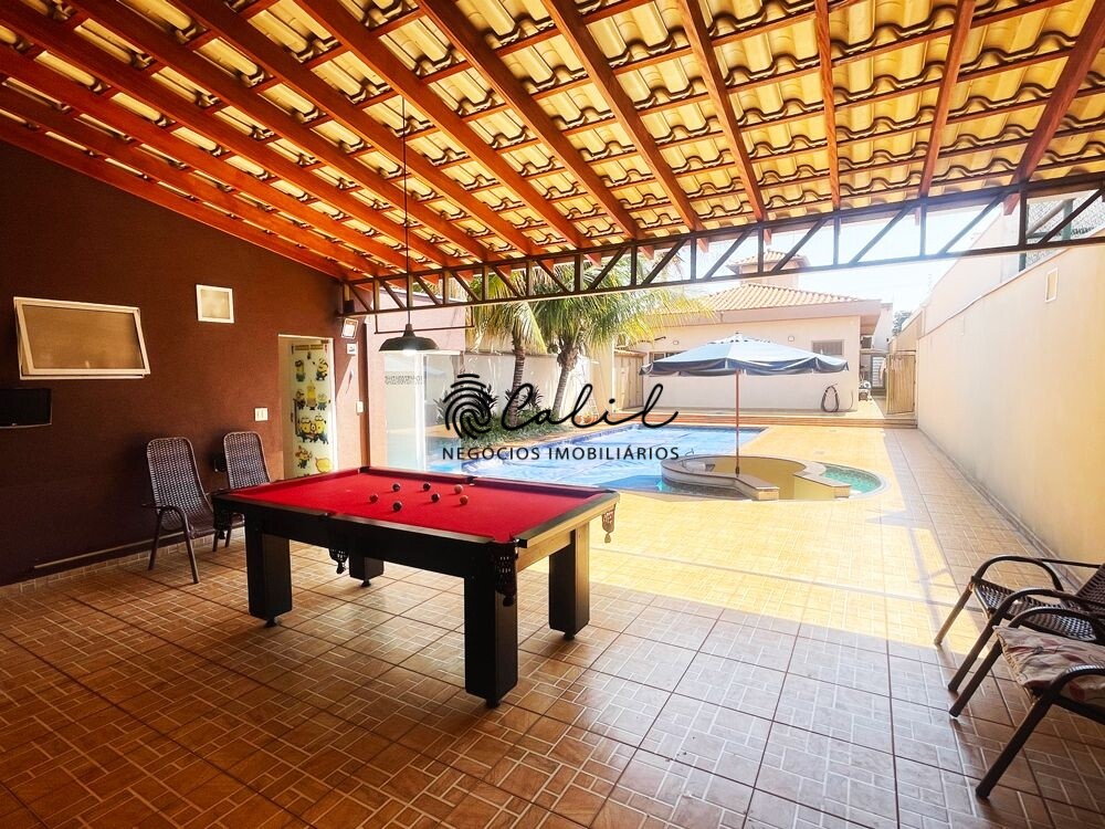 Casa à venda com 3 quartos, 226m² - Foto 20