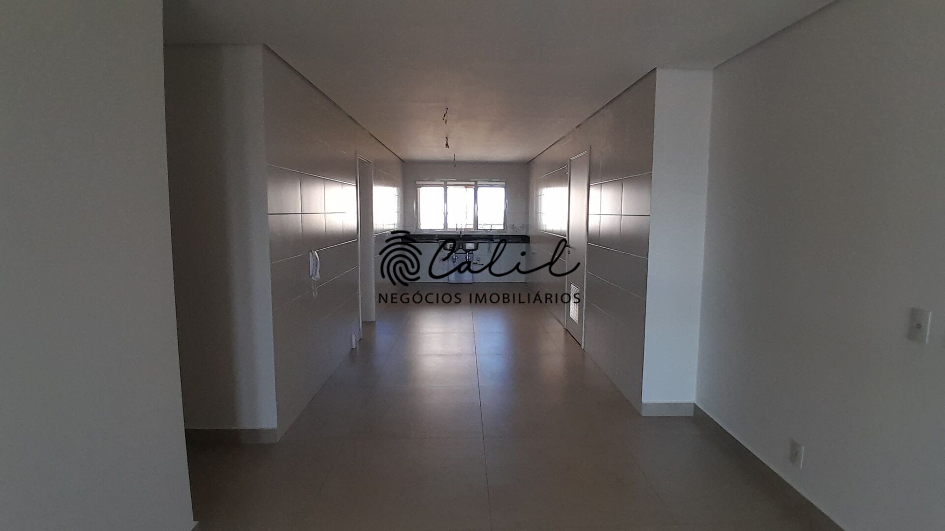 Apartamento à venda com 4 quartos, 275m² - Foto 20