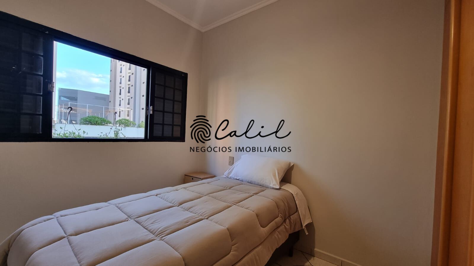 Apartamento à venda com 3 quartos, 64m² - Foto 7