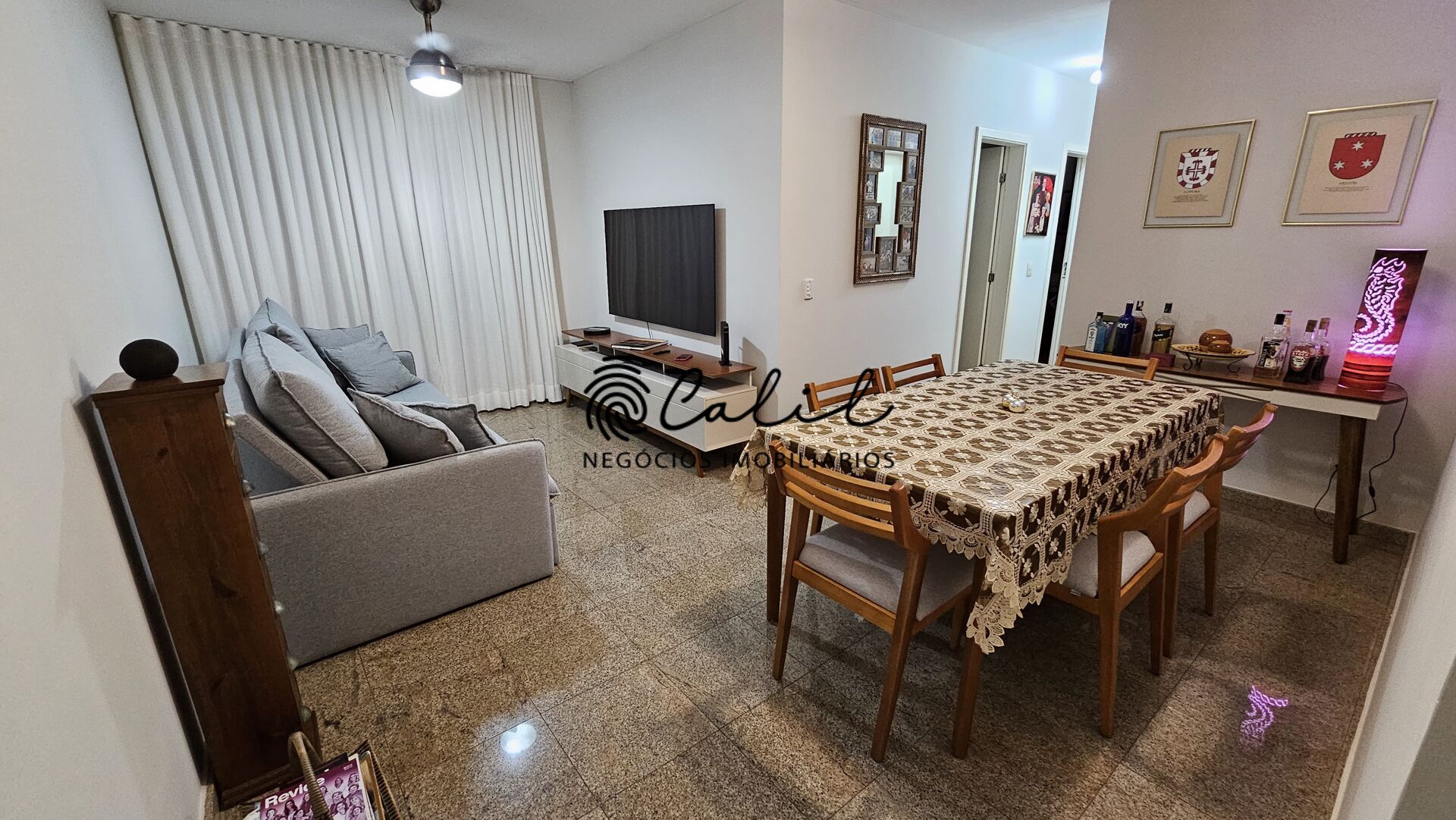 Apartamento à venda com 3 quartos, 80m² - Foto 1