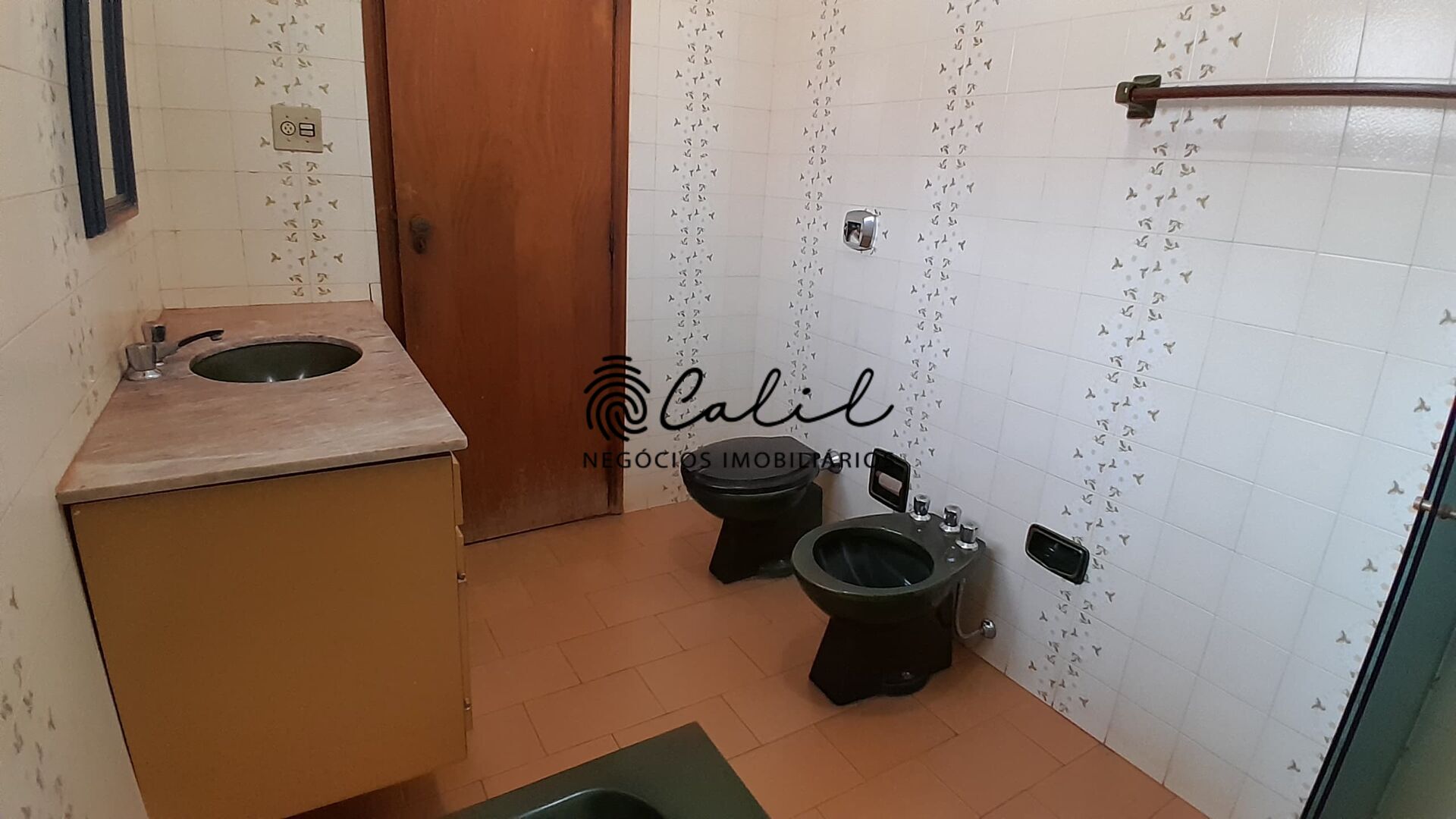 Casa para alugar com 5 quartos, 210m² - Foto 19