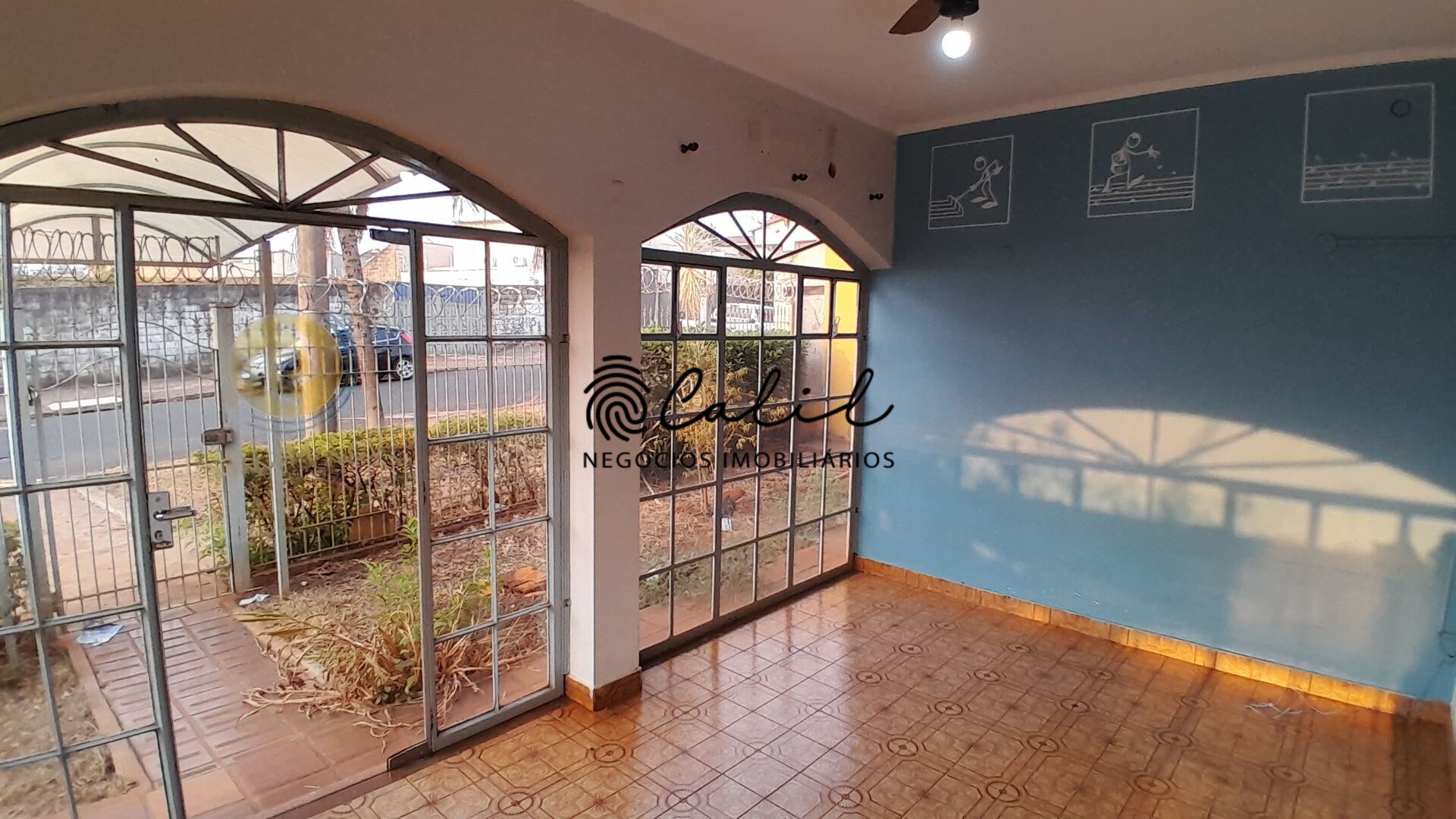 Casa para alugar com 5 quartos, 210m² - Foto 5