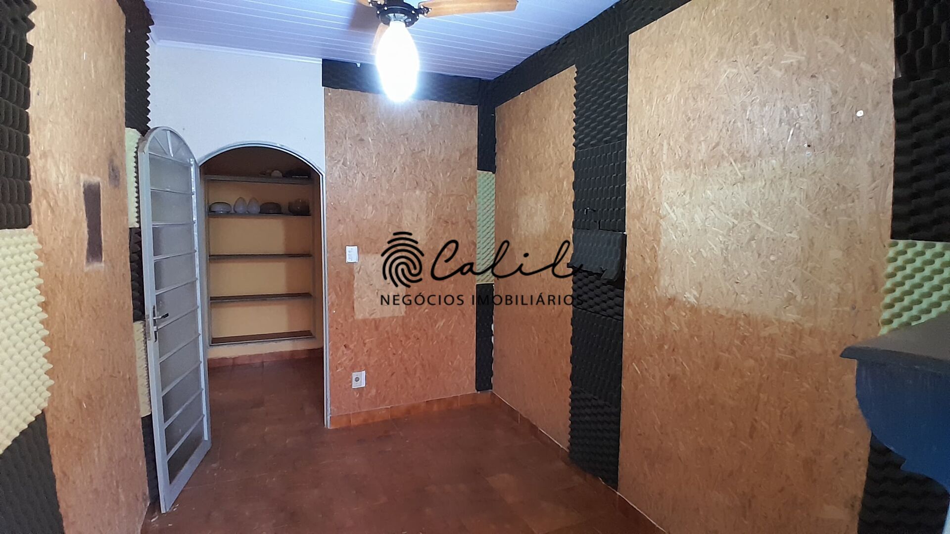 Casa para alugar com 5 quartos, 210m² - Foto 31