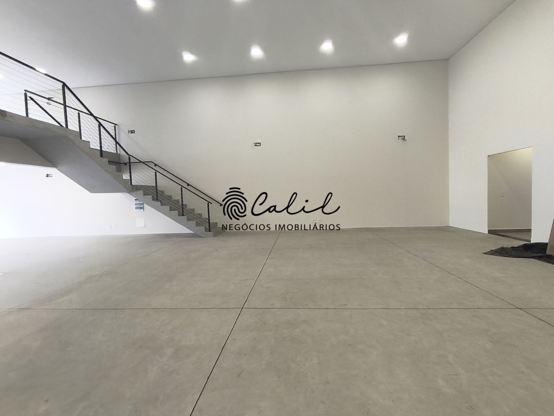 Loja-Salão para alugar com 1 quarto, 285m² - Foto 5