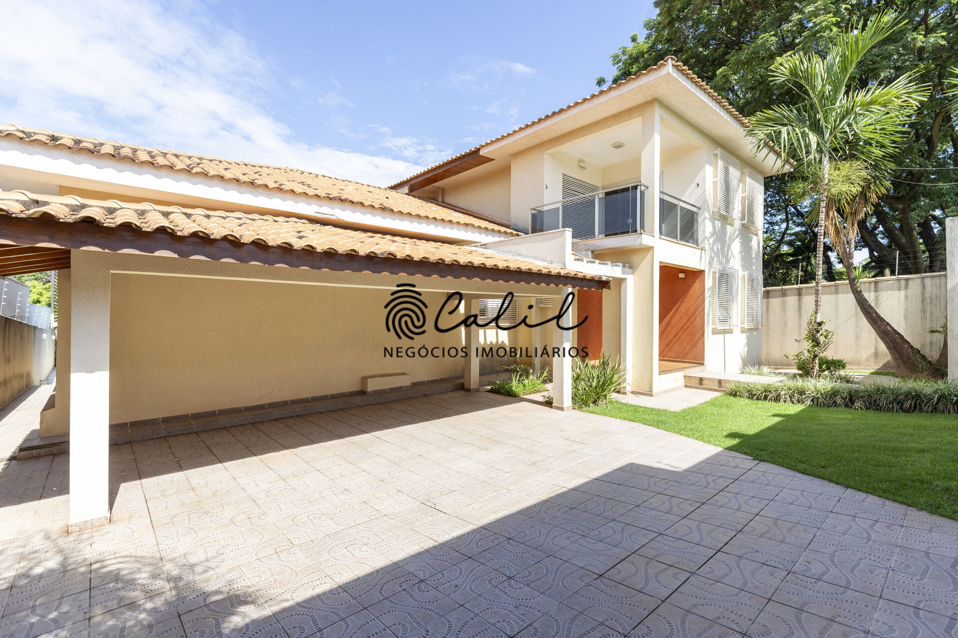 Casa à venda com 4 quartos, 416m² - Foto 2