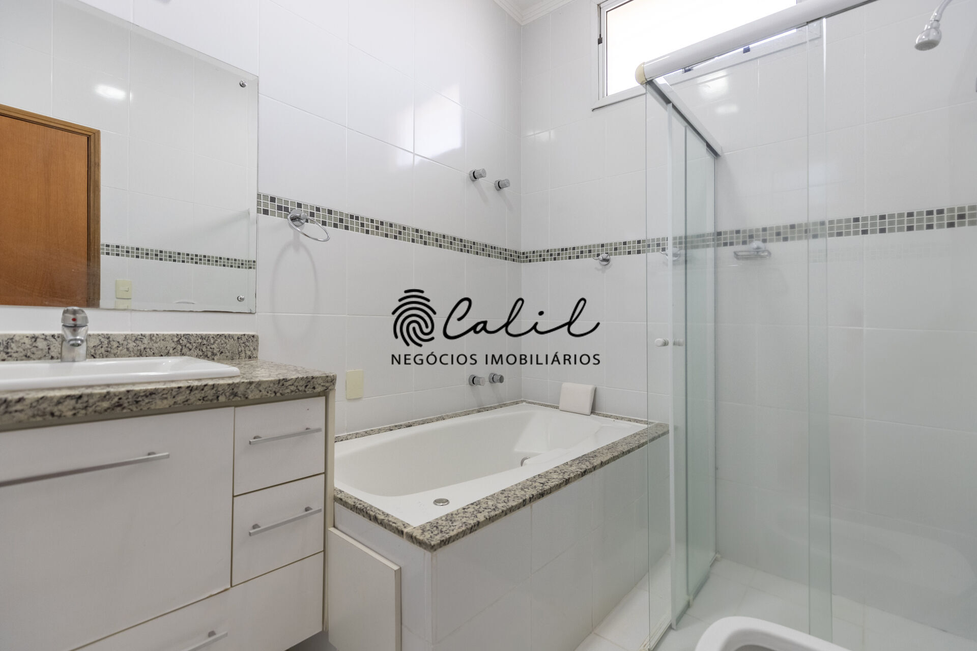 Casa à venda com 4 quartos, 416m² - Foto 21