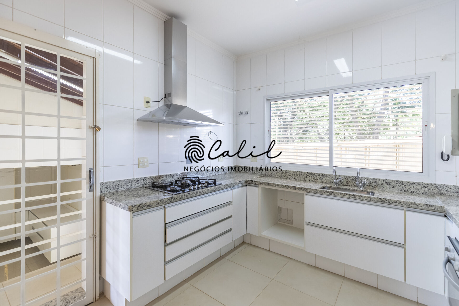 Casa à venda com 4 quartos, 416m² - Foto 39