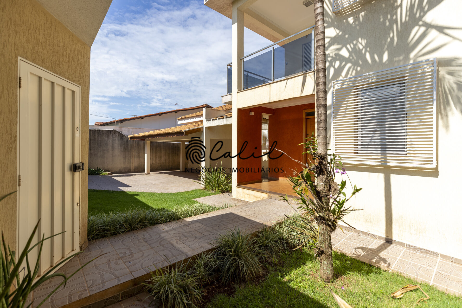Casa à venda com 4 quartos, 416m² - Foto 3