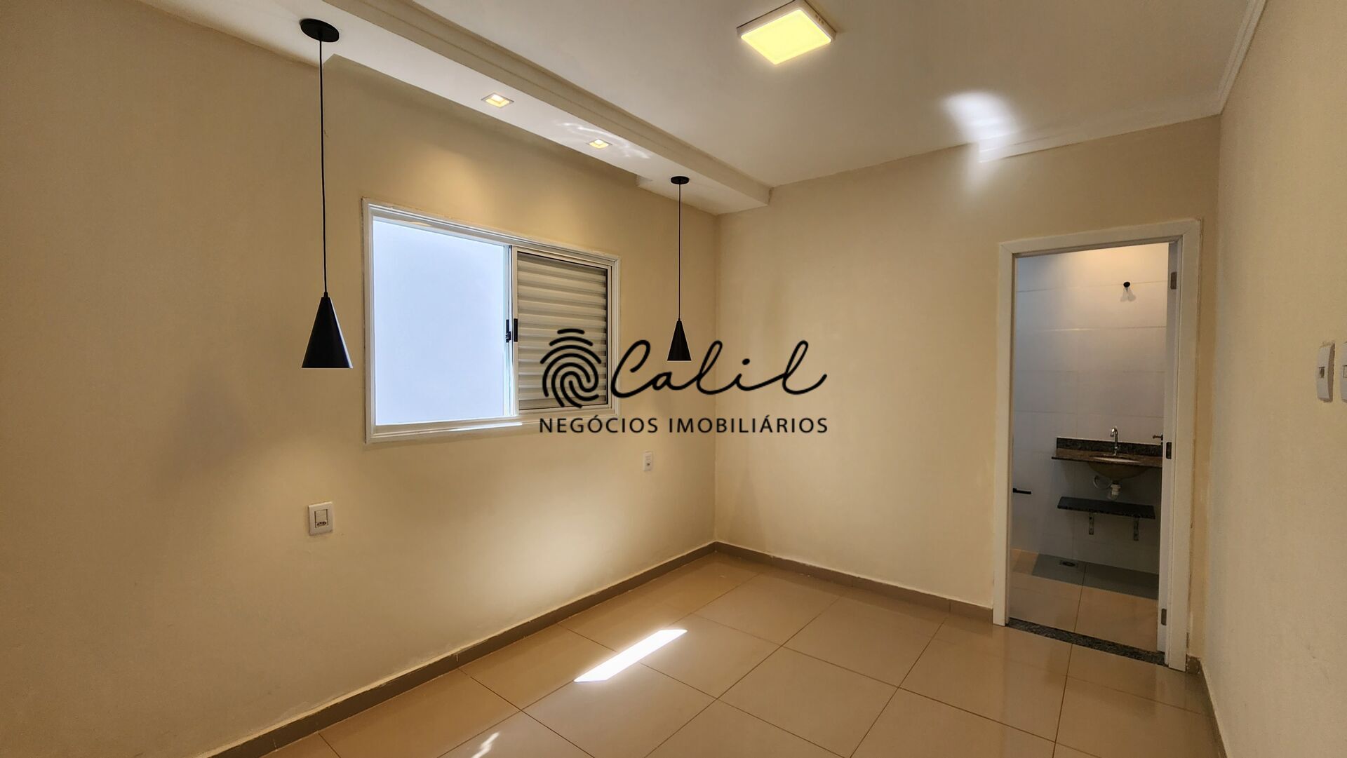 Casa à venda com 2 quartos, 64m² - Foto 9