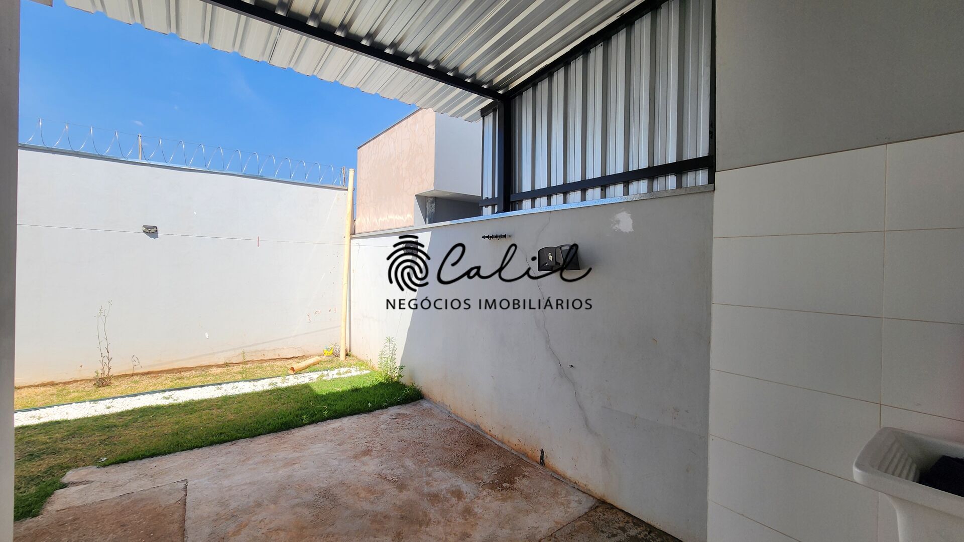 Casa à venda com 2 quartos, 64m² - Foto 14