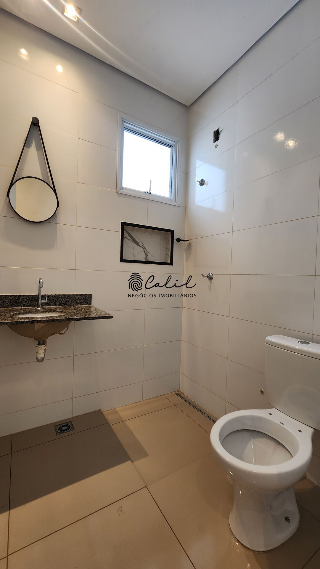 Casa à venda com 2 quartos, 64m² - Foto 7