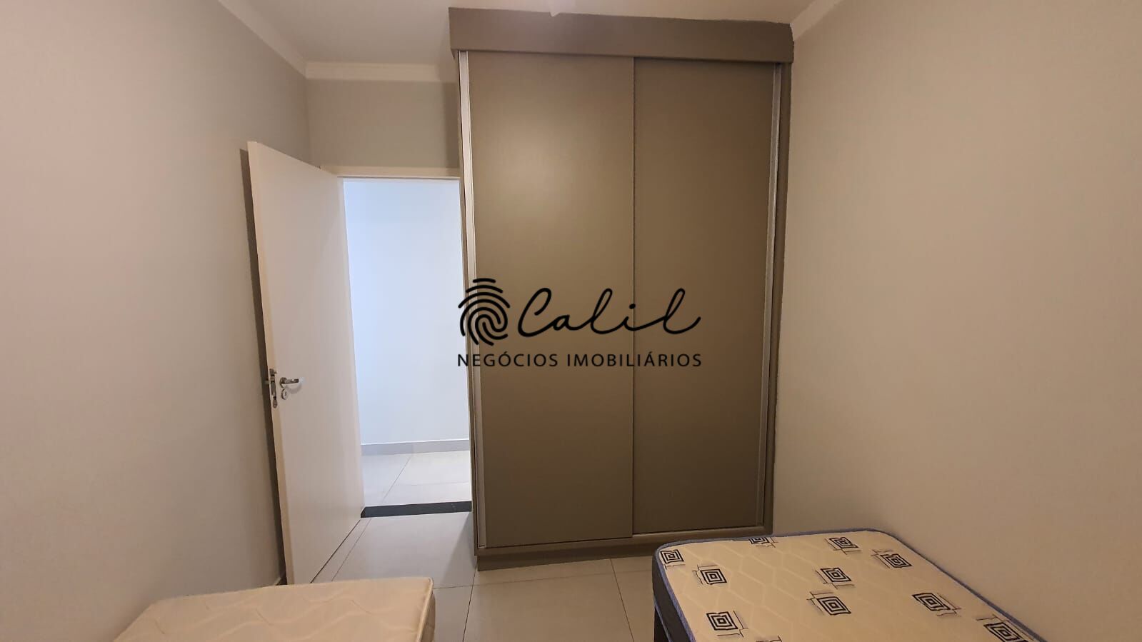 Apartamento à venda com 2 quartos, 48m² - Foto 13