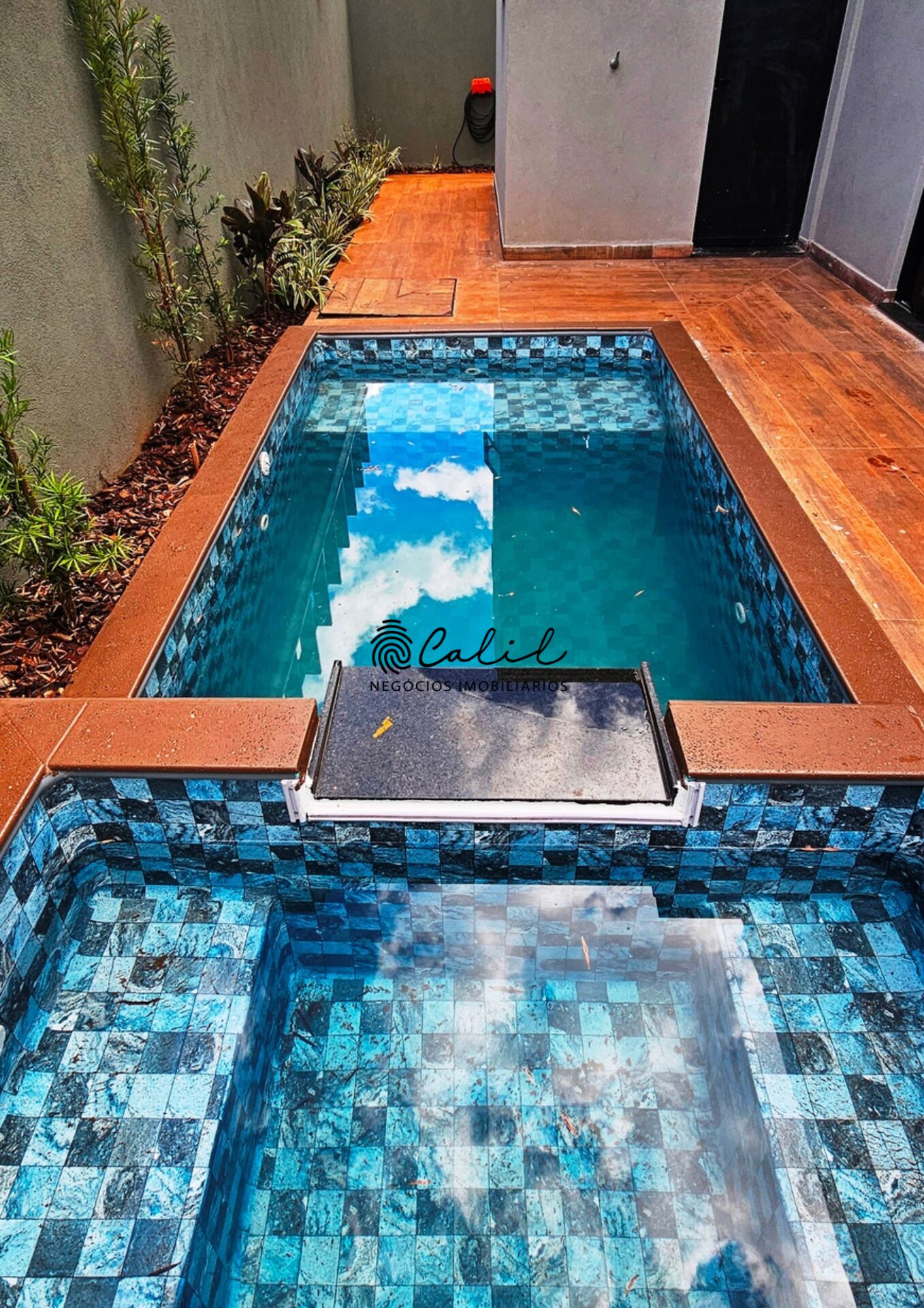 Casa de Condomínio à venda com 3 quartos, 169m² - Foto 4