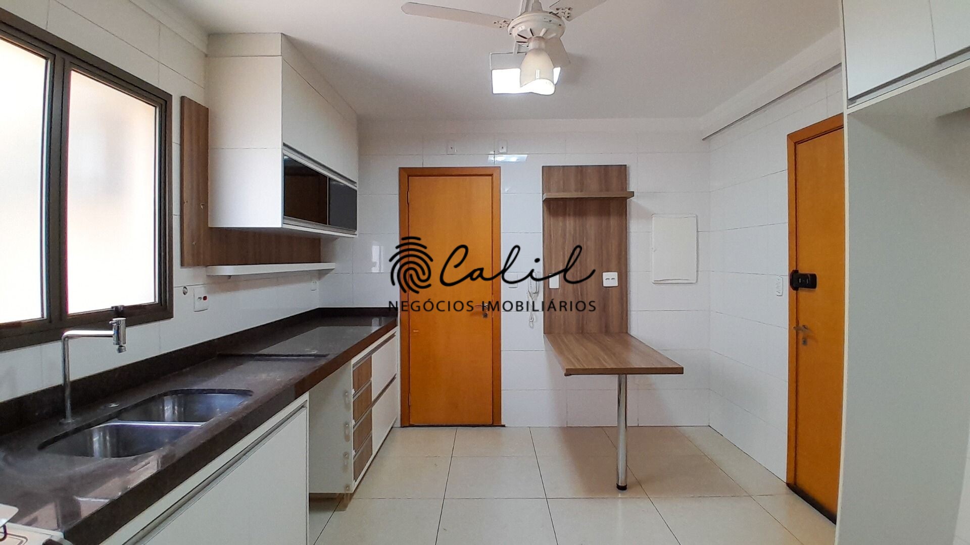 Apartamento à venda com 3 quartos, 154m² - Foto 5