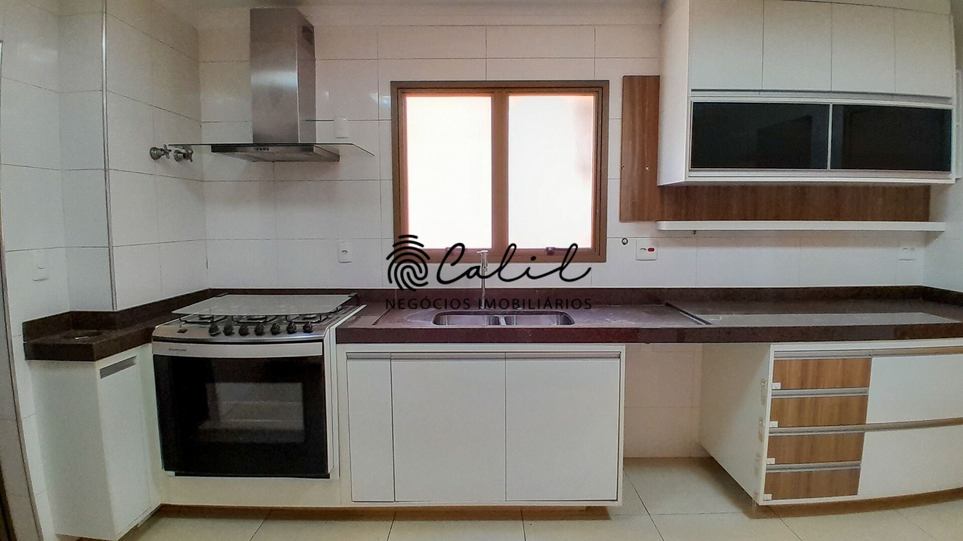 Apartamento à venda com 3 quartos, 154m² - Foto 6