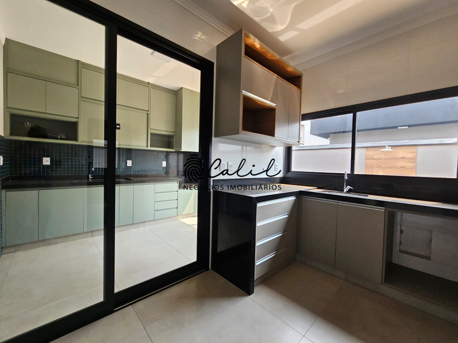 Casa de Condomínio à venda com 3 quartos, 150m² - Foto 8