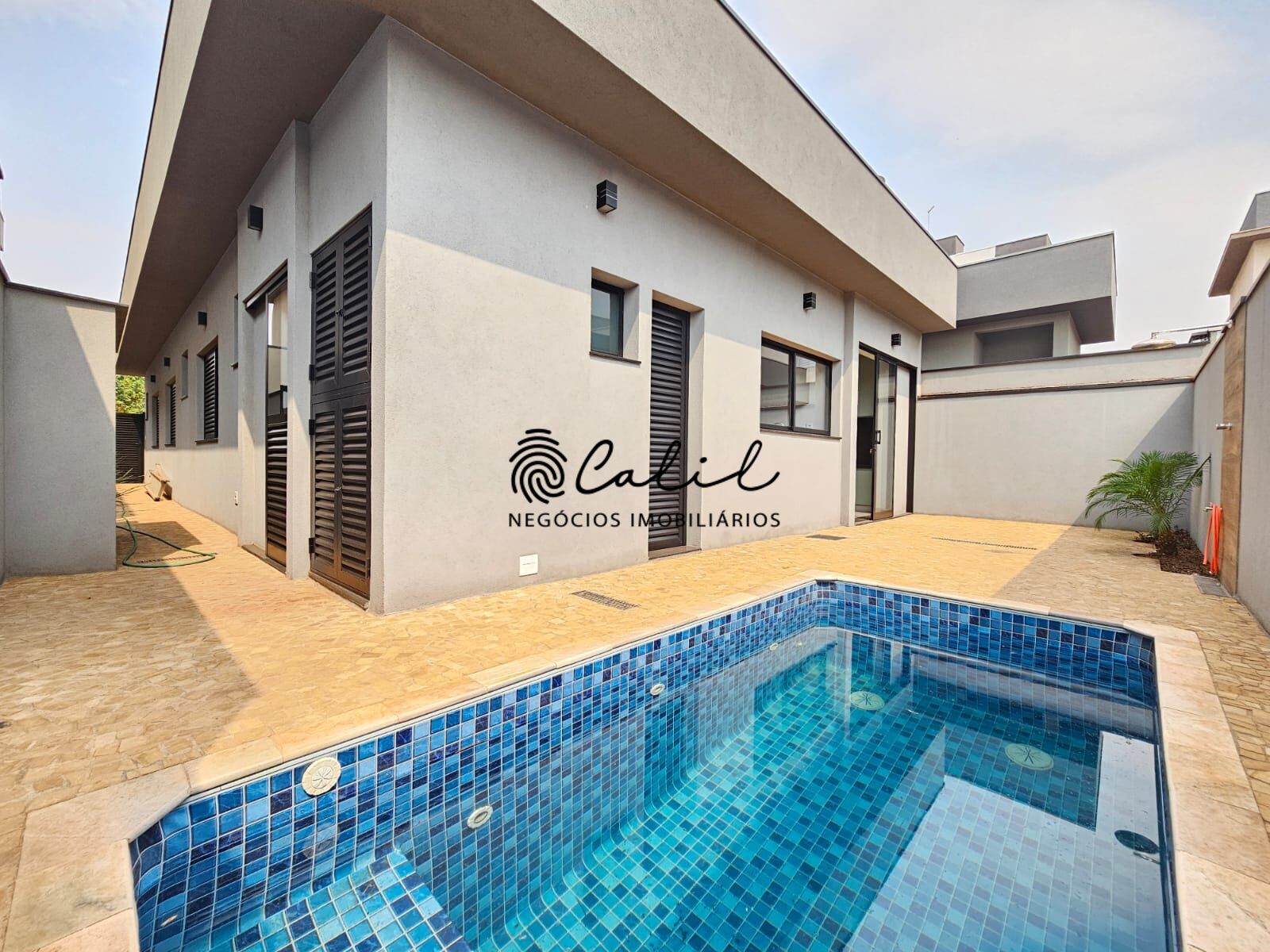 Casa de Condomínio à venda com 3 quartos, 150m² - Foto 4
