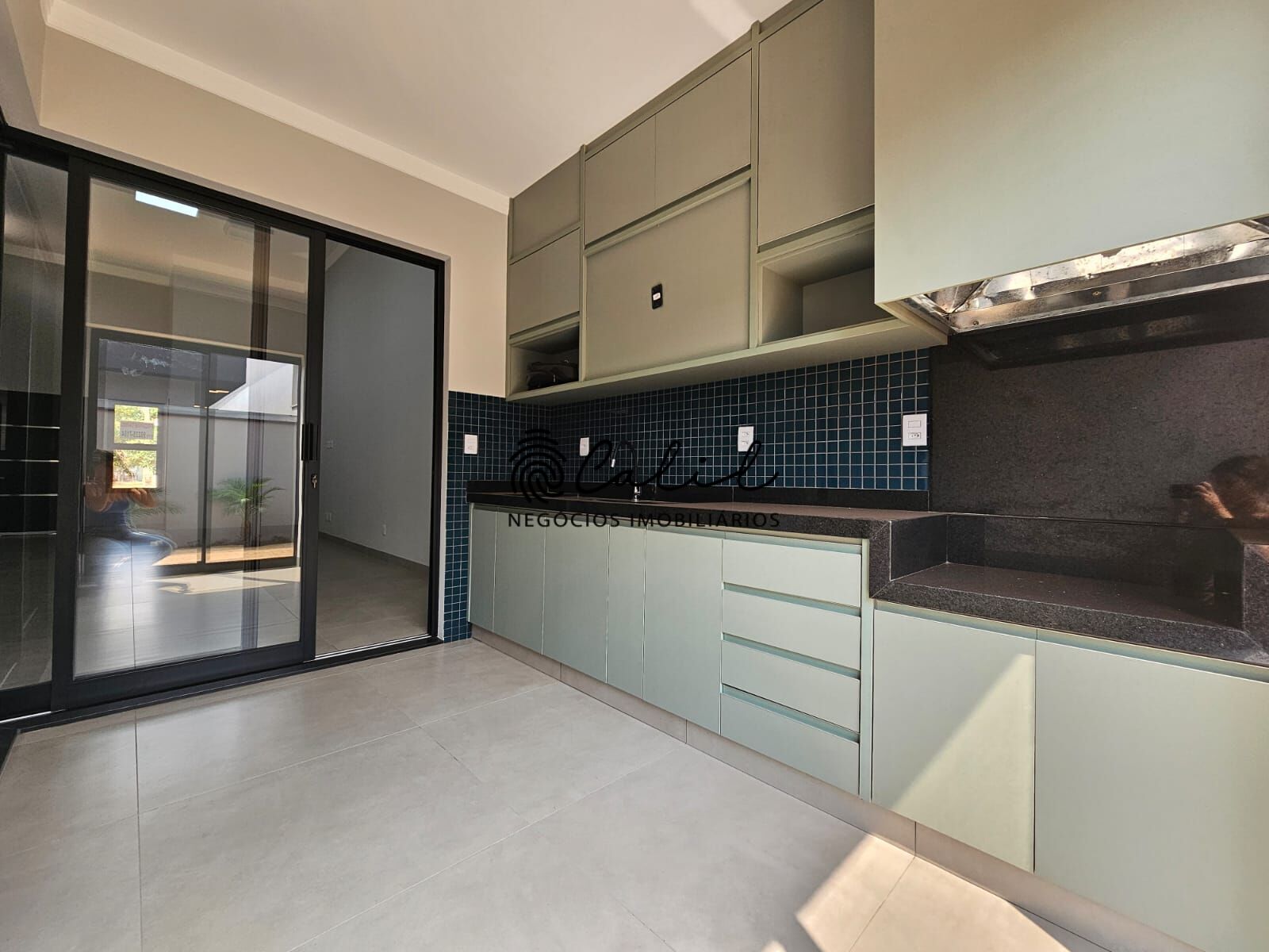 Casa de Condomínio à venda com 3 quartos, 150m² - Foto 6