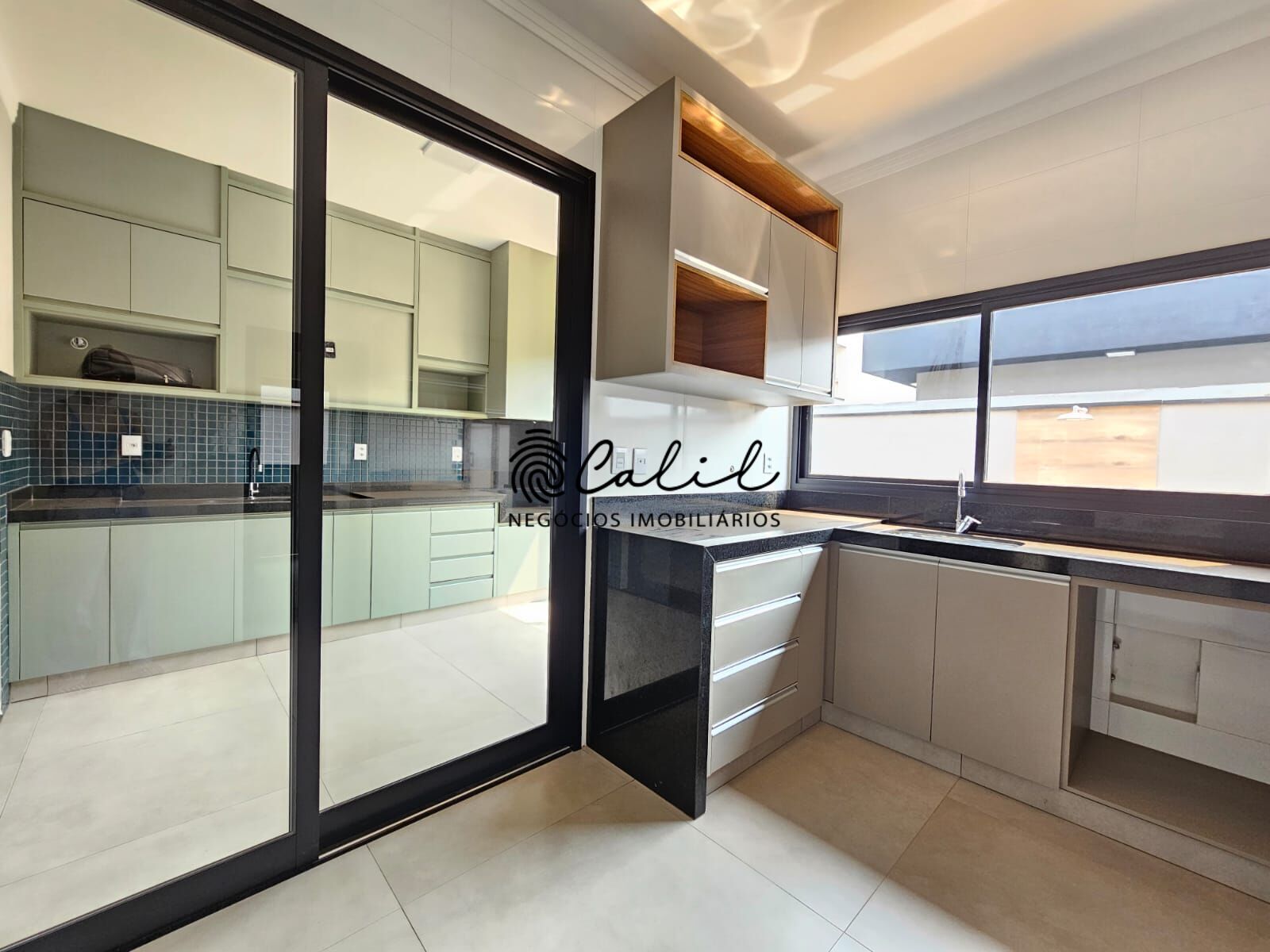 Casa de Condomínio à venda com 3 quartos, 150m² - Foto 7