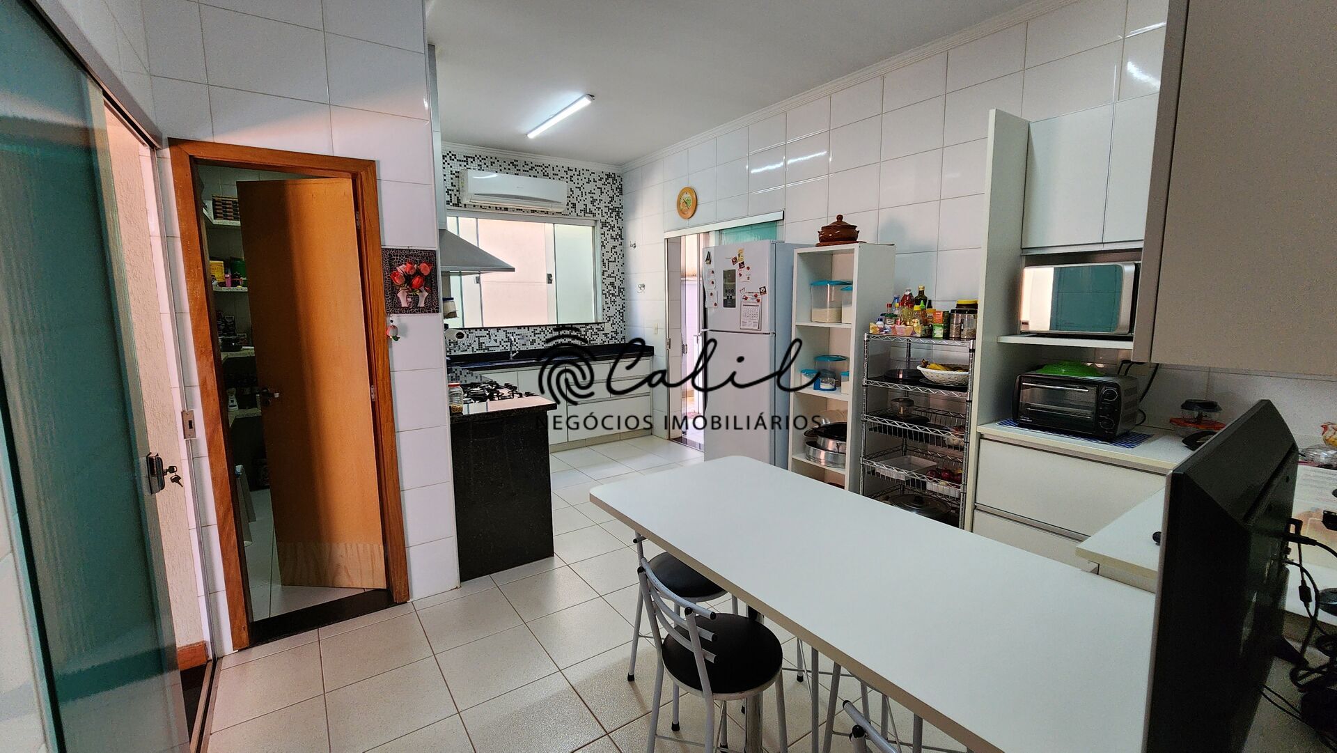 Casa de Condomínio à venda com 4 quartos, 410m² - Foto 19