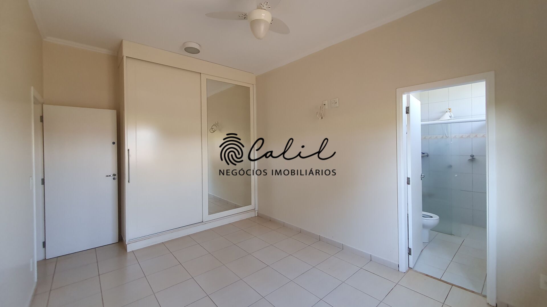Casa de Condomínio à venda com 5 quartos, 300m² - Foto 20
