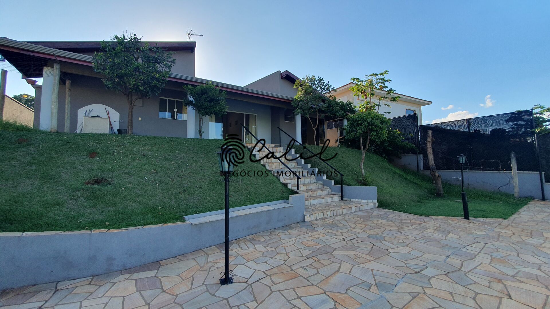 Casa de Condomínio à venda com 5 quartos, 300m² - Foto 11