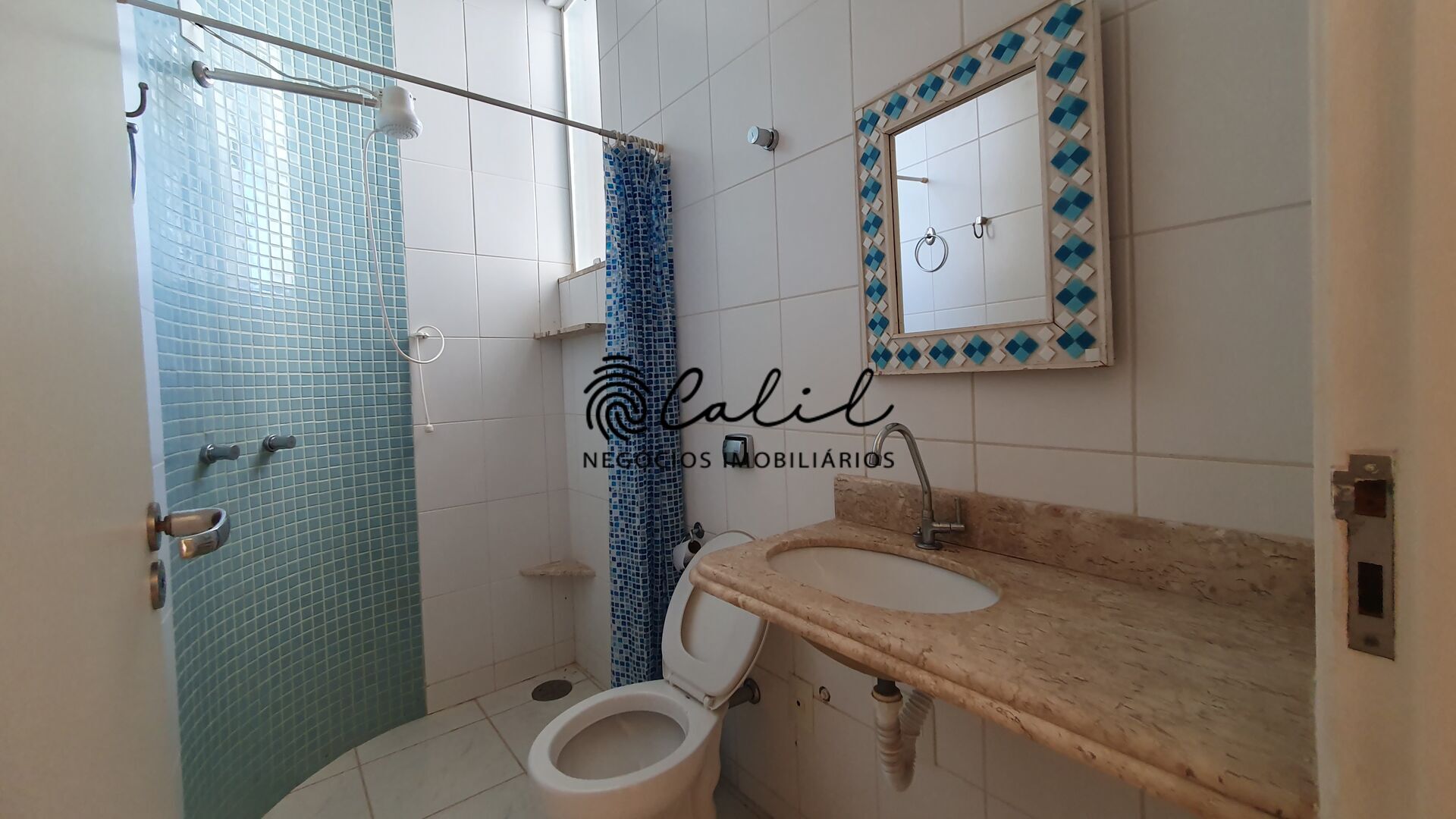 Casa de Condomínio à venda com 5 quartos, 300m² - Foto 27