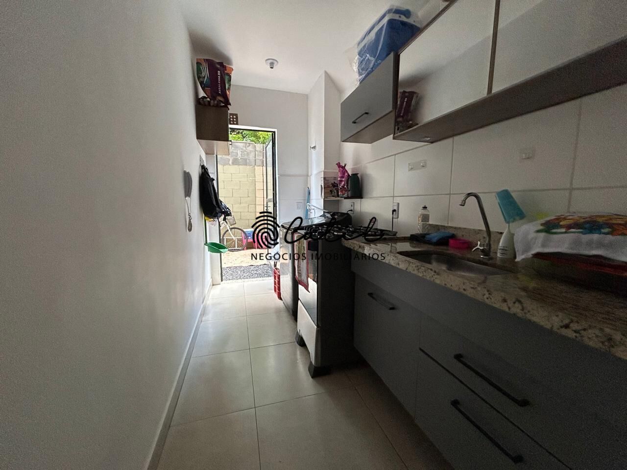 Apartamento à venda com 2 quartos, 83m² - Foto 4