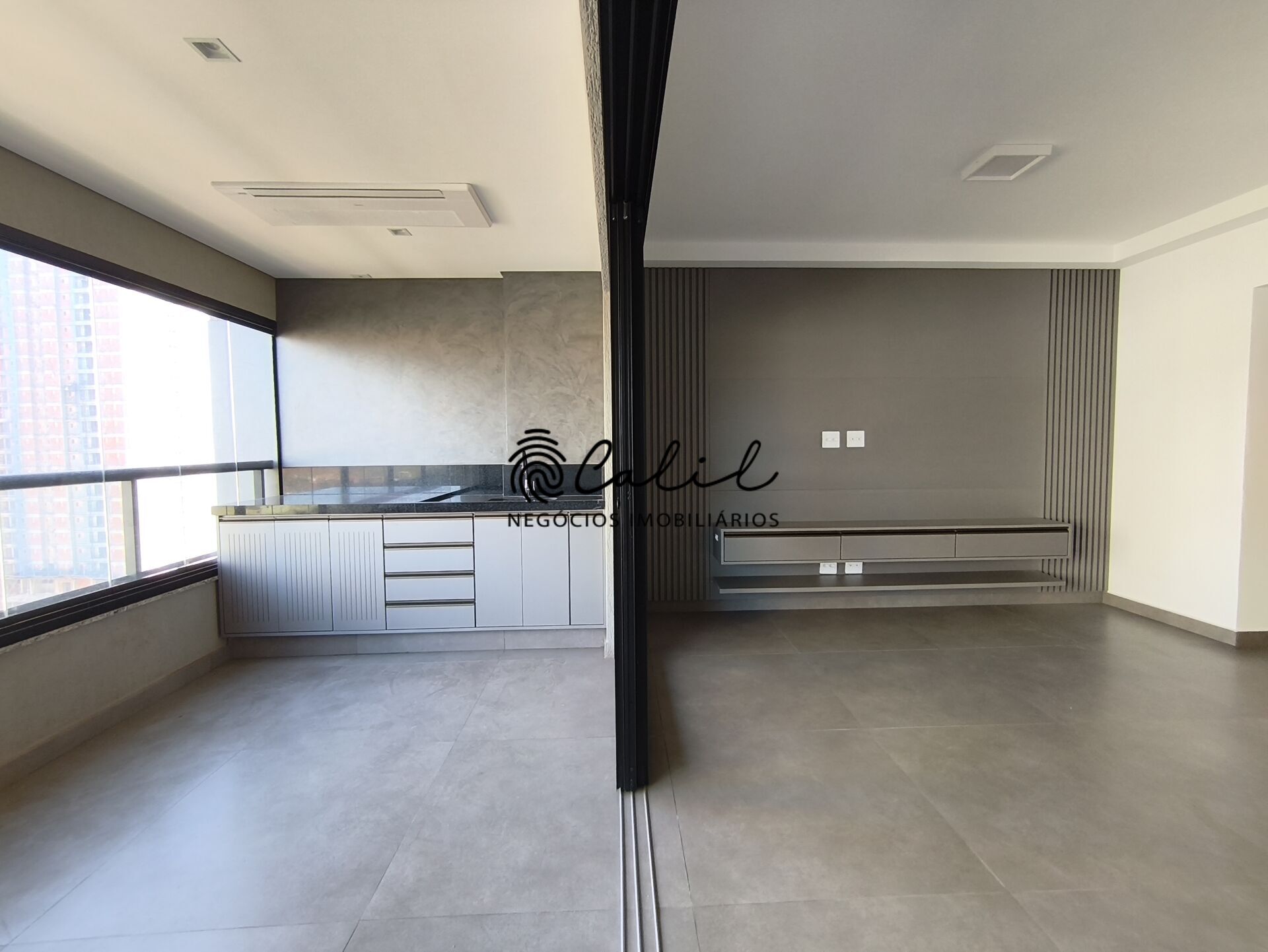Apartamento para alugar com 4 quartos, 154m² - Foto 3