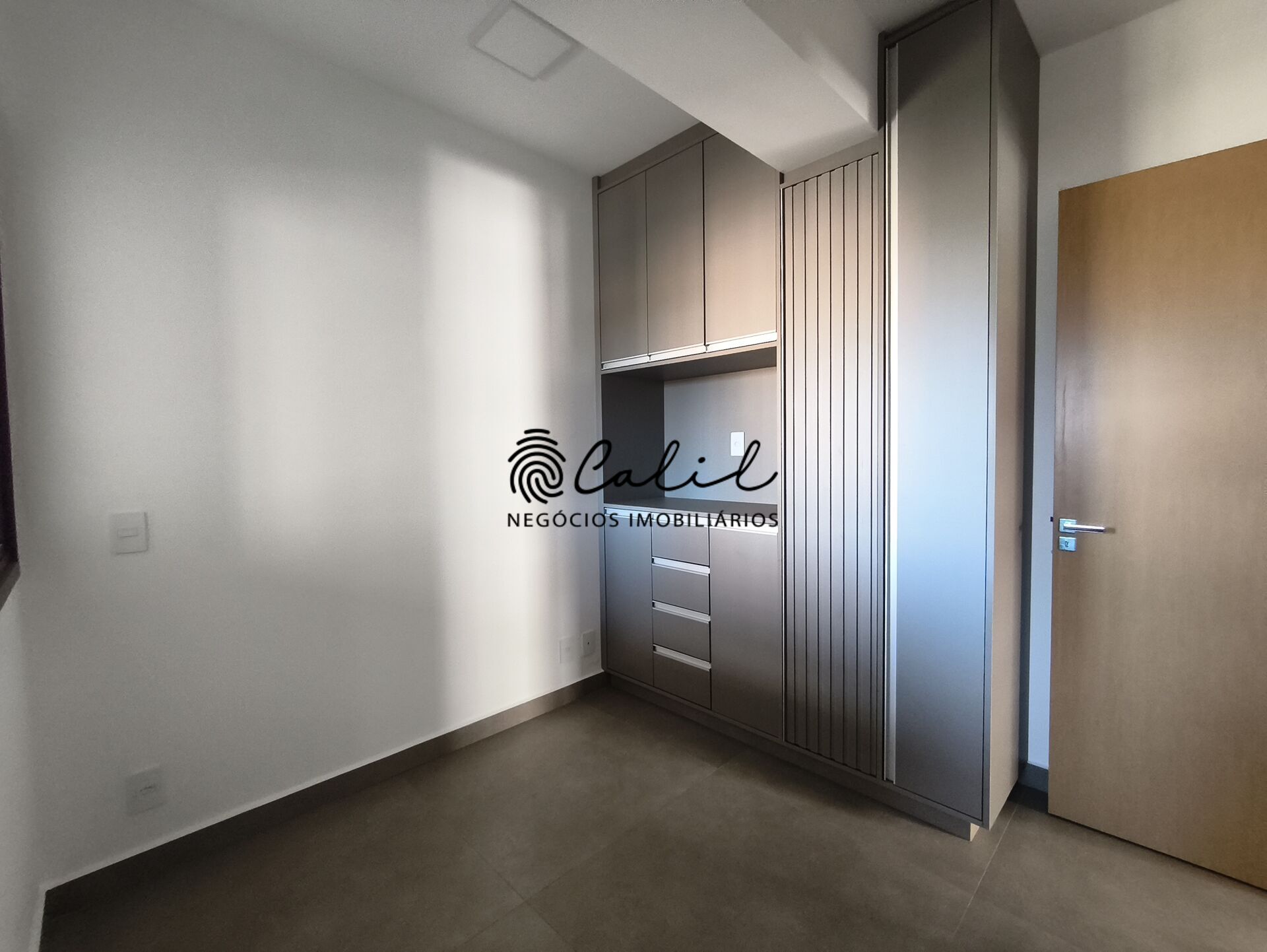 Apartamento para alugar com 4 quartos, 154m² - Foto 10