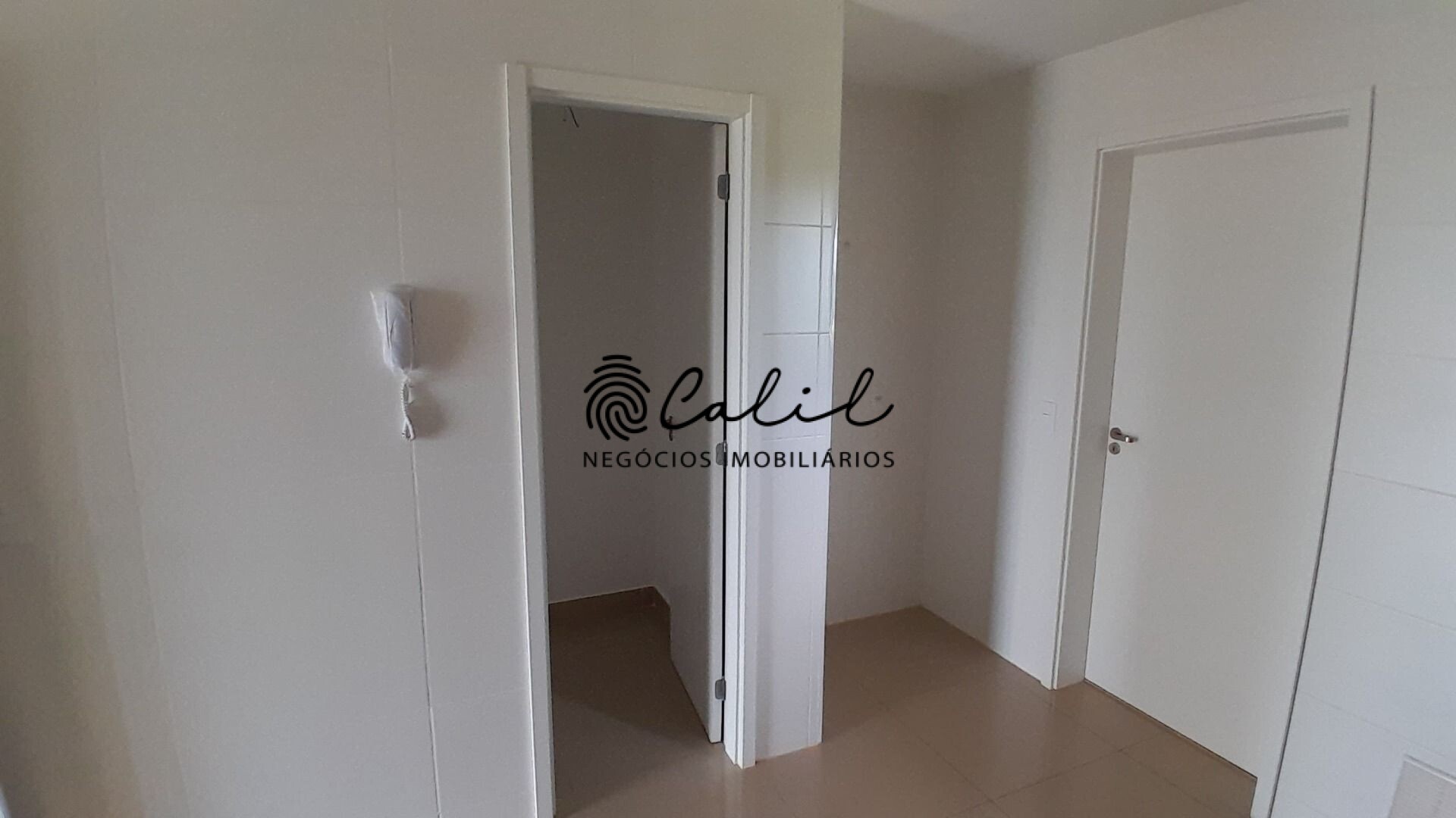 Apartamento à venda com 4 quartos, 135m² - Foto 13