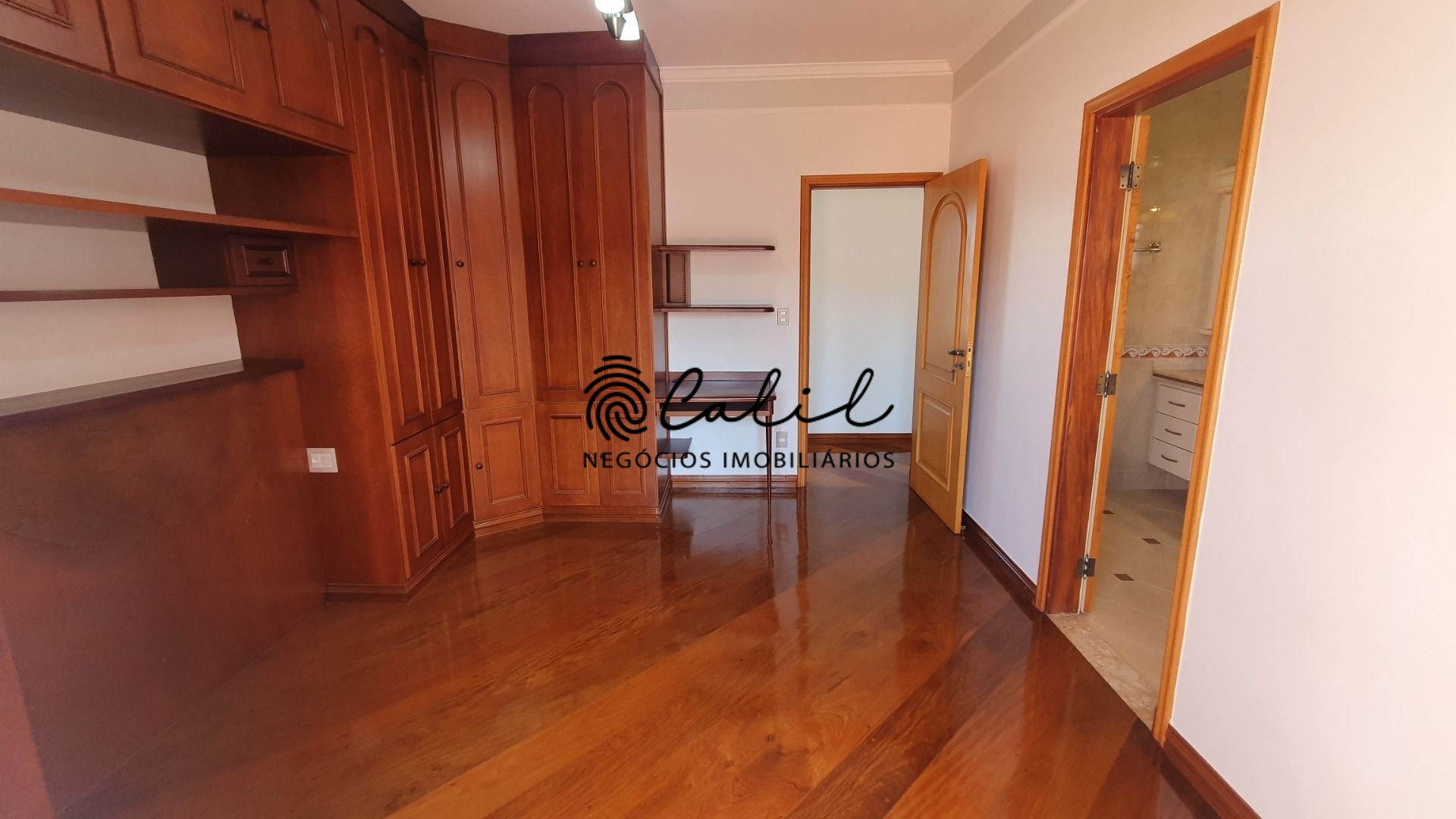 Casa, 5 quartos, 707 m² - Foto 4