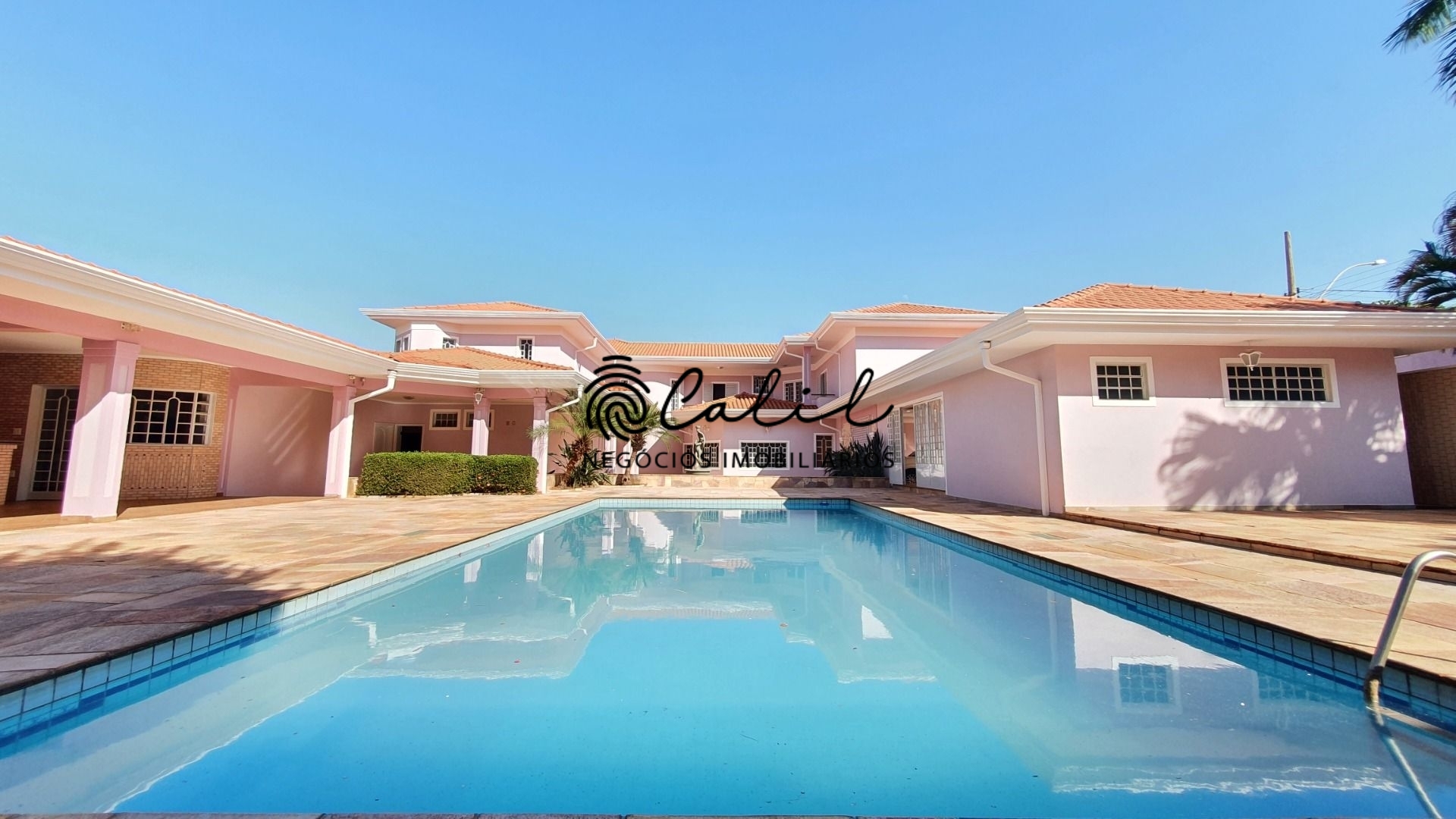 Casa, 5 quartos, 707 m² - Foto 1